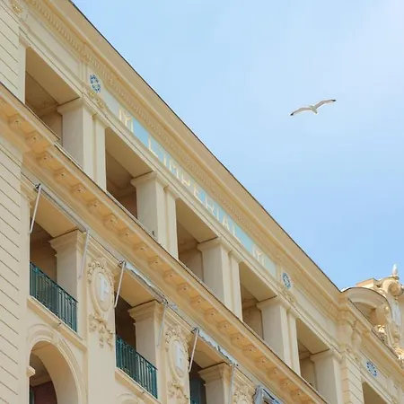 דירה Le Coq Imperial - Parking - Ac - Wifi