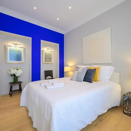 Le Coq Imperial - Parking - Ac - Wifi מנטון