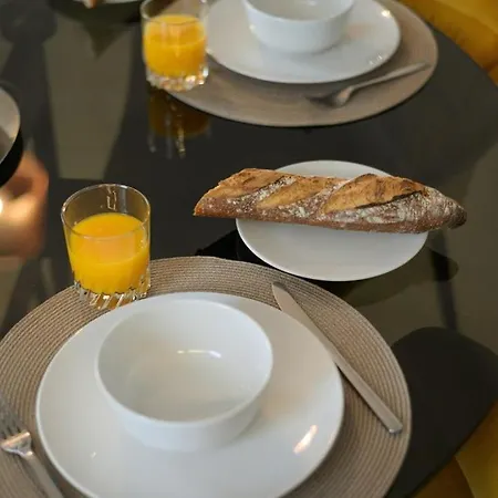 Le Coq Imperial - Parking - Ac - Wifi דירה מנטון